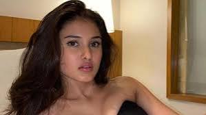 Dal do dal do viral video | aayushi verma viral video | Mask girl is Ayushi Verma OMG!