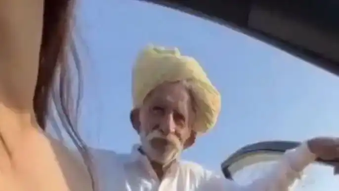 Rajasthan Jaisalmer Baba Viral Xxx Video Smriti Jain, Old man Chaha and Smriti Jain Original Video
